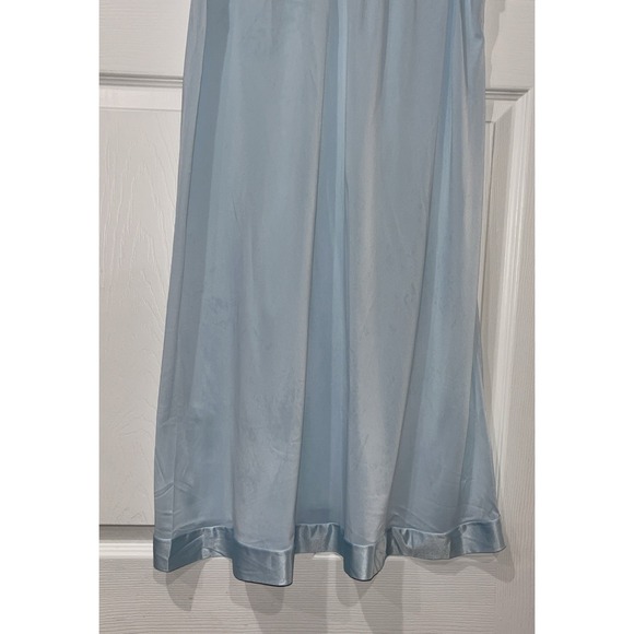 Vintage Vanity Fair Blue Nylon Satin V-Neck Nightgown Size Small - Picture 4 of 10